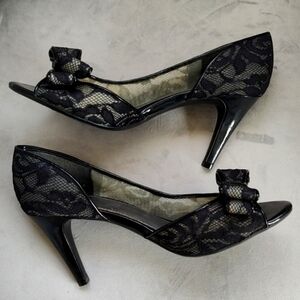 Black Lace Detail Peeptoe Pumps-7.5